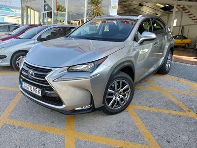 Usado Lexus NX300h Executive Line 197 CV (144 kW) 2015 Gris SUV