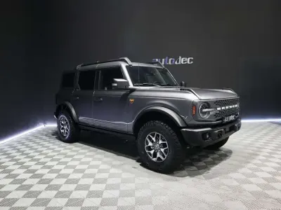 Usado Ford Bronco 334 CV (245 kW) 2024 Gris SUV