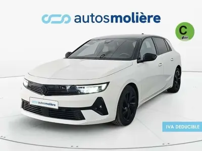 Begagnad Opel Astra 131 HK (96 kW) 2023 Vit Halvkombi