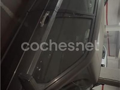 Usado Mercedes 190 94 CV (69 kW) 1988 Negro Berlina