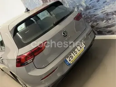 Usado VW Golf VII Life 110 CV (80 kW) 2020 Gris / plata Berlina