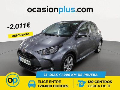 Usado Toyota Yaris Hybrid Active 116 CV (85 kW) 2024 Gris Berlina