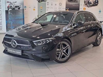Negro Usado 2024 Mercedes A200 Advanced Utilitario | 42.700 €