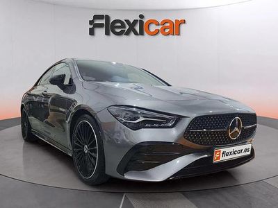 Usado Mercedes CLA220 190 CV (139 kW) 2025 Gris Berlina