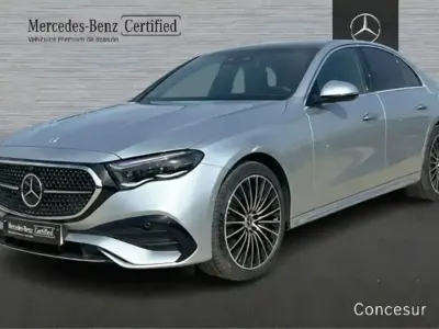 Usado Mercedes E300 312 CV (229 kW) 2025 Plata Berlina