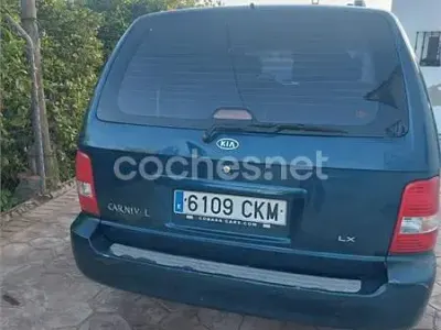 Usado Kia Carnival EX 144 CV (105 kW) 2003 Verde Monovolumen