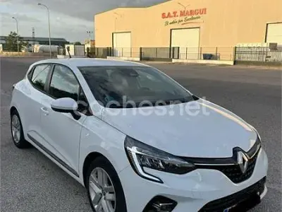 Usado Renault Clio V Intens 140 CV (102 kW) 2021 Blanco Berlina