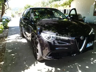 Usado Alfa Romeo Stelvio Super 200 CV (147 kW) 2018 Negro SUV