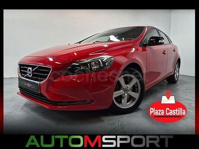 Usado Volvo V40 Momentum 120 CV (88 kW) 2016 Rojo Berlina