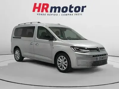 Usado VW Caddy Maxi Life 114 CV (83 kW) 2023 Gris Monovolumen