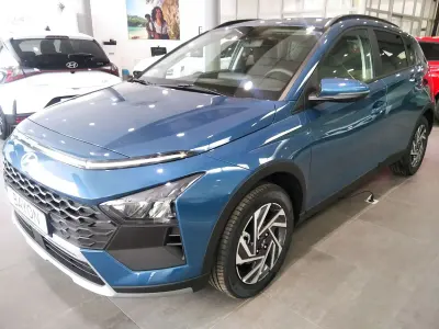 Usado Hyundai Bayon 100 CV (73 kW) 2025 Azul SUV