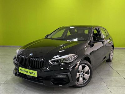 Usado BMW 116 Comfort Edition 116 CV (85 kW) 2022 Negro Utilitario