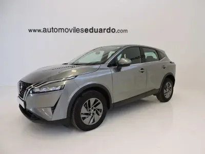 Usado Nissan Qashqai Acenta 158 CV (116 kW) 2021 Gris / plata SUV
