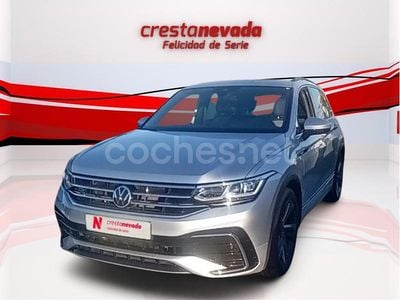 Usado VW Tiguan R-line 150 CV (110 kW) 2021 Gris / plata SUV