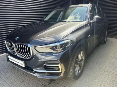 Usado BMW X5 Comfort Edition 394 CV (289 kW) 2022 Gris / plata SUV