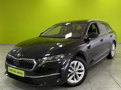 Negro Usado 2025 Skoda Octavia Familiar | 32.800 € (Precio justo)