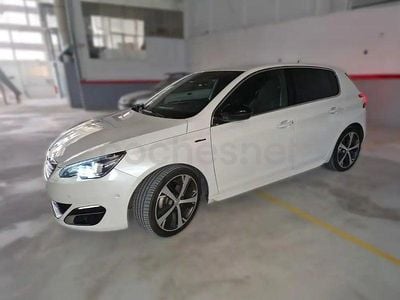Usado Peugeot 308 GT-line 130 CV (95 kW) 2016 Blanco Berlina