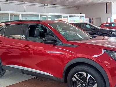 Rojo Usado 2023 Peugeot 2008 Allure SUV | 21.700 € (Caro)
