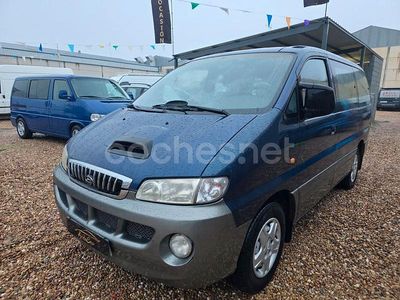 Azul Usado 2004 Hyundai H-1 Monovolumen | 5400 €
