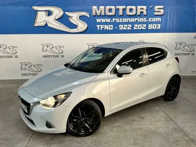 Usado Mazda 2 Edition 90 CV (66 kW) 2019 Gris Utilitario