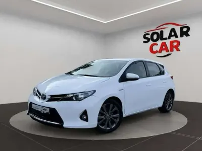 Usado Toyota Auris Hybrid