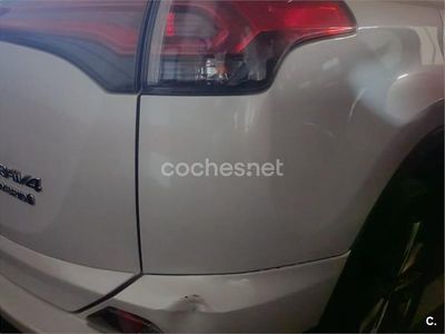 Usado Toyota RAV4 Hybrid Advance 197 CV (144 kW) 2016 Blanco SUV
