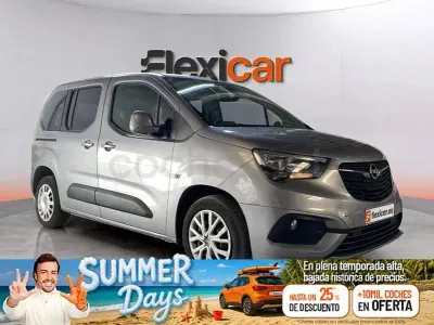 Usado Opel Combo Life Innovation 130 CV (95 kW) 2019 Gris / plata Monovolumen