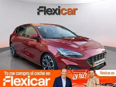Usado Ford Focus ST-Line 120 CV (88 kW) 2018 Granate Berlina