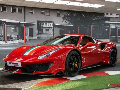 Usado Ferrari 488 721 CV (530 kW) 2019 Rojo Coupe