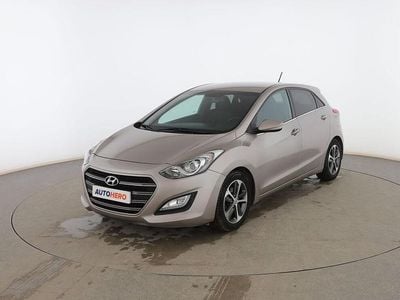 Beige Usado 2016 Hyundai i30 GO! Utilitario | 10.399 € (Precio justo)
