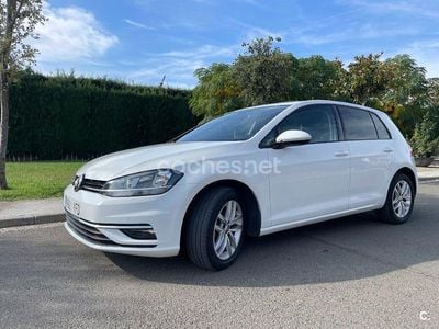 Blanco Usado 2017 VW Golf VII Advance Berlina | 13.490 € (Precio justo)