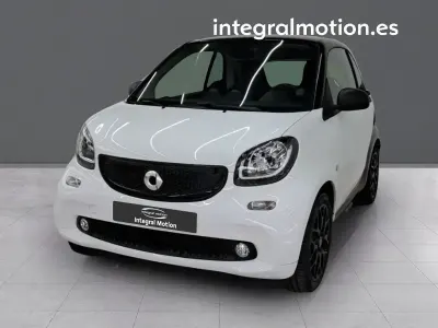Usado Smart ForTwo Coupé 89 CV (65 kW) 2019 Blanco Coupe