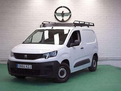Blanco Usado 2019 Peugeot Partner Premium Monovolumen | 14.370 €