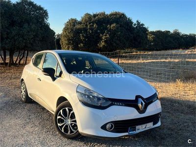 Blanco Usado 2015 Renault Clio IV Authentique Berlina | 6900 € (Un poco caro)