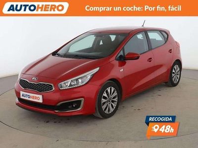 Usado Kia Ceed 101 CV (74 kW) 2018 Rojo Utilitario