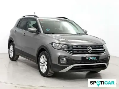 Usado VW T-Cross Advance 110 CV (80 kW) 2021 Gris SUV