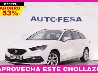 Usado Seat Leon Style 110 CV (80 kW) 2021 Blanco Familiar