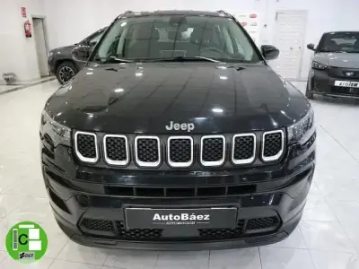 Usado Jeep Compass Longitude 131 CV (96 kW) 2021 Negro SUV