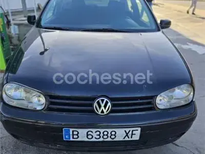 Usado VW Golf IV Highline 110 CV (80 kW) 2000 Negro Berlina