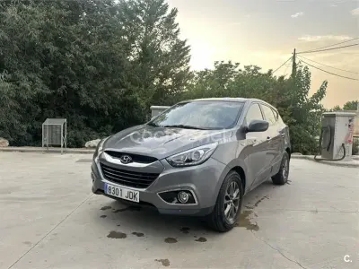 Usado Hyundai ix35 115 CV (84 kW) 2015 Gris / plata SUV
