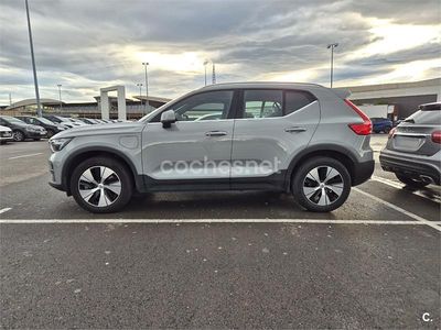 Usado Volvo XC40 Core 211 CV (155 kW) 2023 Gris / plata SUV
