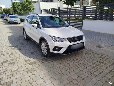 Usado Seat Arona Ecomotive 95 CV (69 kW) 2019 Blanco SUV