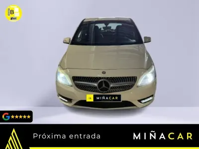 Usado Mercedes B180 109 CV (80 kW) 2013 Blanco Monovolumen