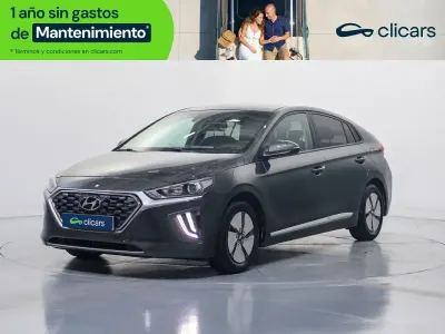 Usado Hyundai Ioniq 141 CV (103 kW) 2021 Gris / plata Utilitario