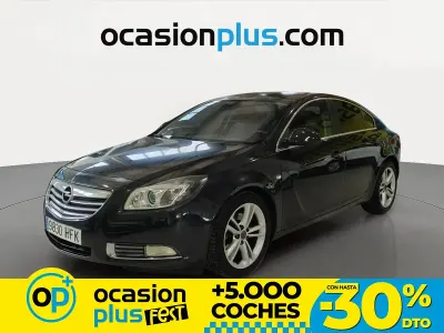 Usado Opel Insignia Sport 160 CV (117 kW) 2011 Negro Berlina