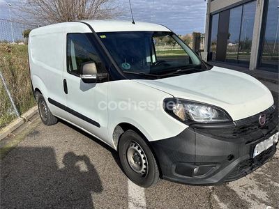 Usado Fiat Doblò 90 CV (66 kW) 2012 Blanco Monovolumen