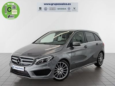 Usado Mercedes B200 136 CV (100 kW) 2018 Gris Monovolumen