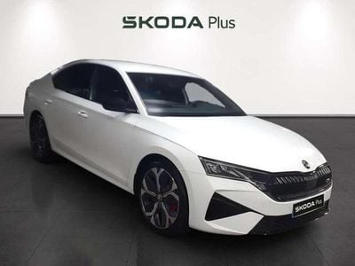 Blanco Nuevo 2025 Skoda Octavia RS Utilitario | 39.900 € (Precio justo)