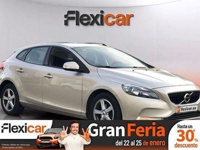 Beige Usado 2017 Volvo V40 Kinetic Familiar | 12.290 € (Precio justo)