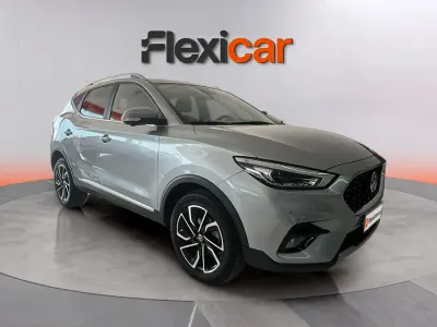 Usado MG ZS Luxury 111 CV (81 kW) 2023 Gris SUV